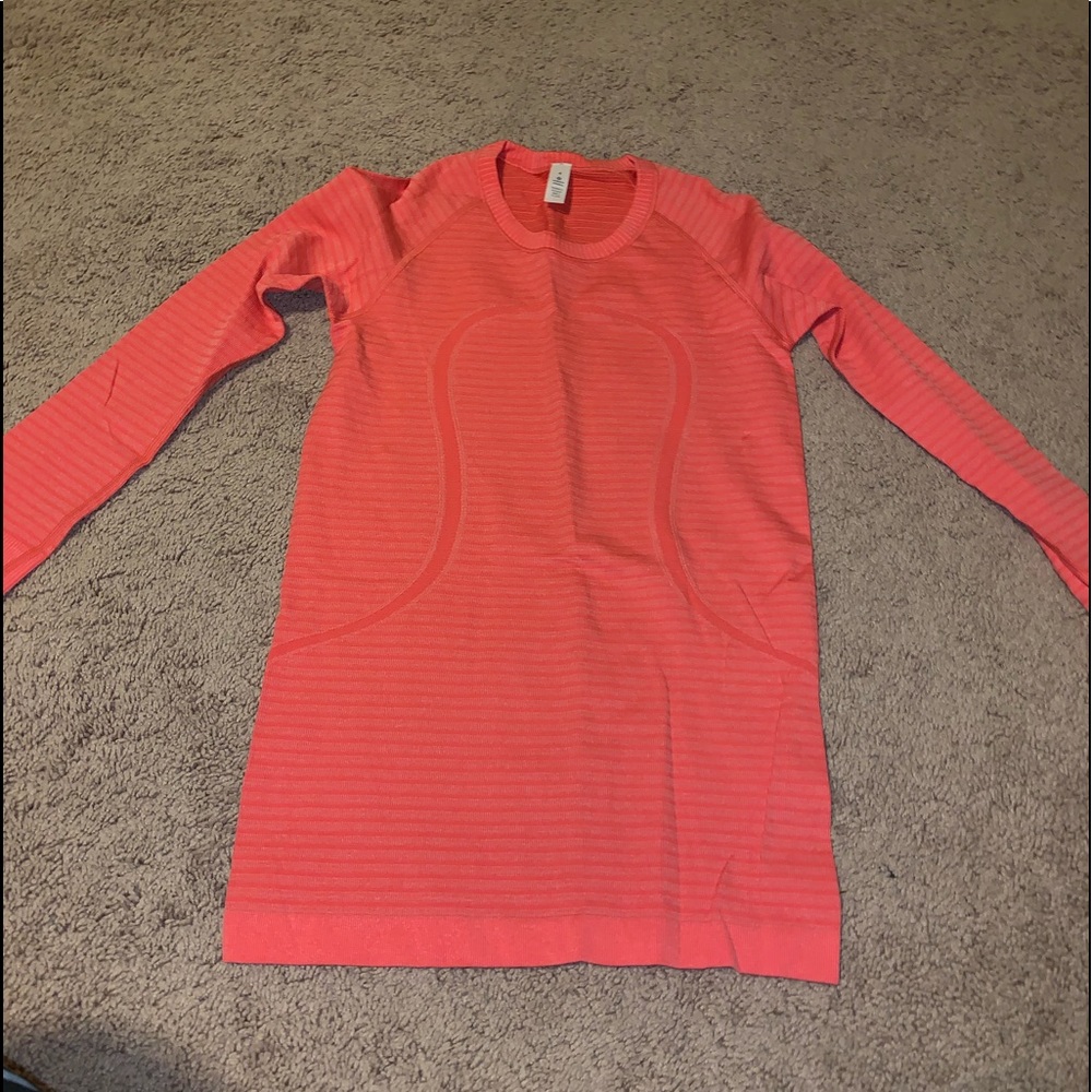 Brand New Lululemon Athletica Long Sleeve